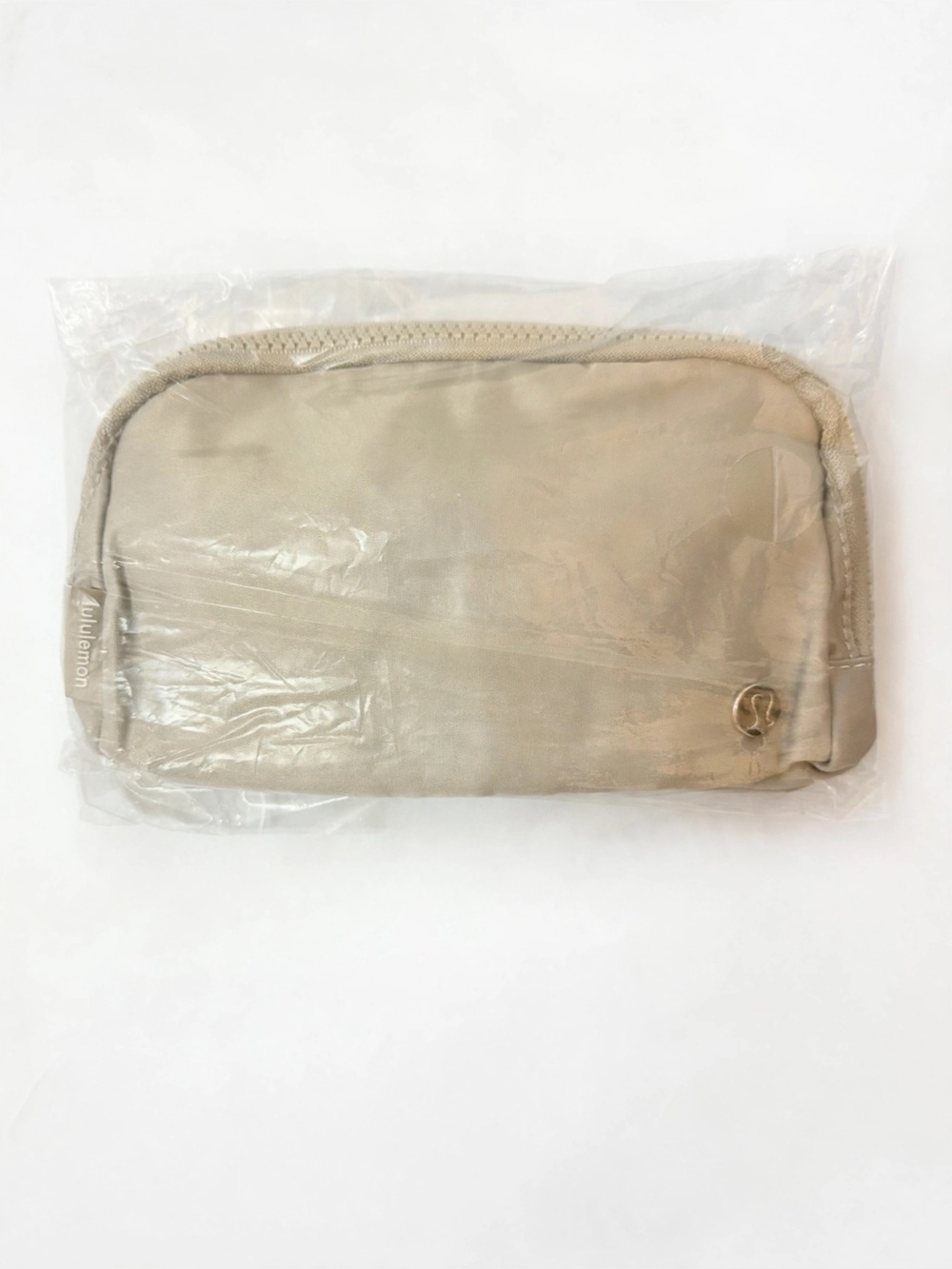 lululemon Everywhere Belt Bag [Light Beige] — New with Tags